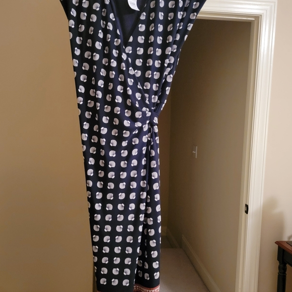 BNWT Ann Taylor Faux Wrap Navy Patterned Dress With Elegant Border Print In Size - Picture 1 of 4